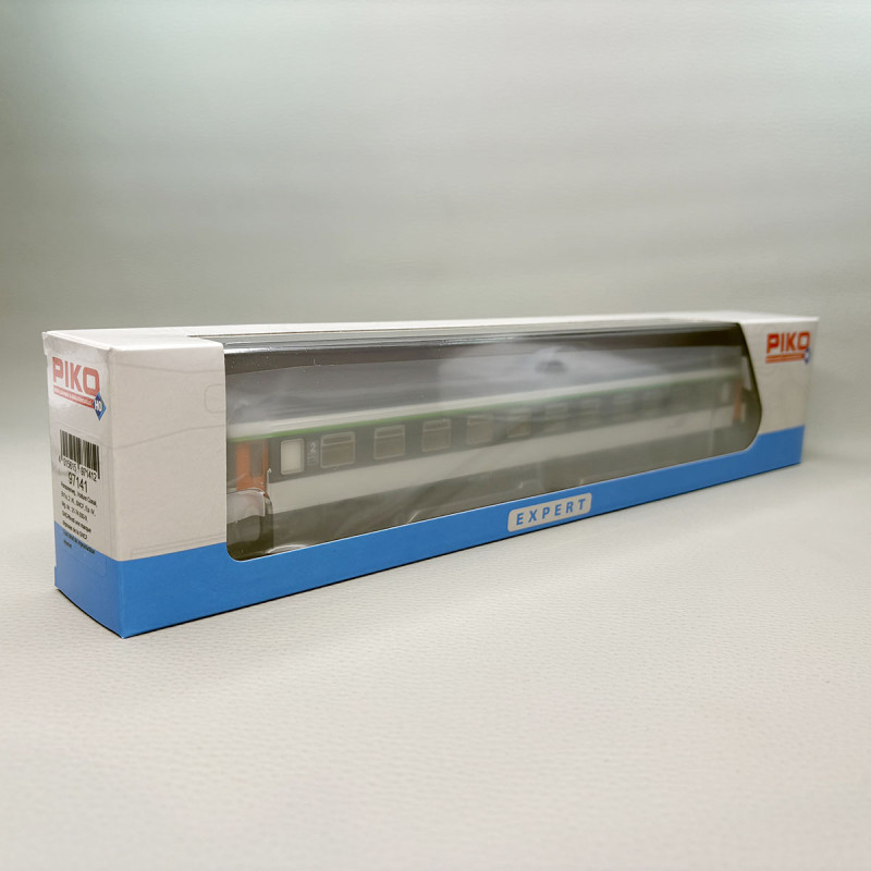 PIKO 97141 - Voiture voyageur, B11u, 2CL, livrée Corail, logo Casquette, SNCF