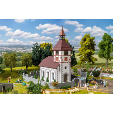 L'église du village avec son cimetière - Faller 130679 - HO 1/87