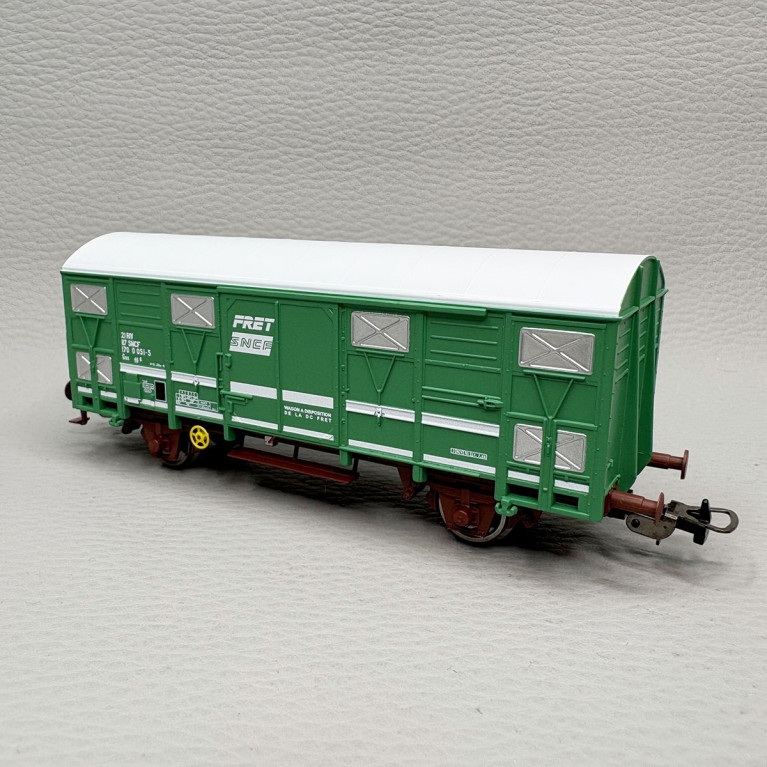 PIKO 96637  - Wagon couvert type Wg, "FRET", SNCF