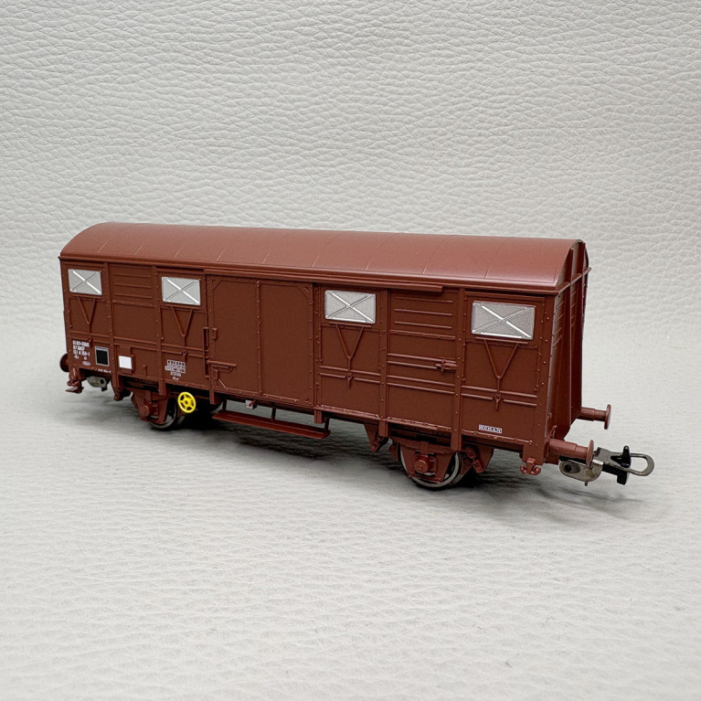 PIKO 96638  - Wagon couvert type Wg, livrée brun, SNCF