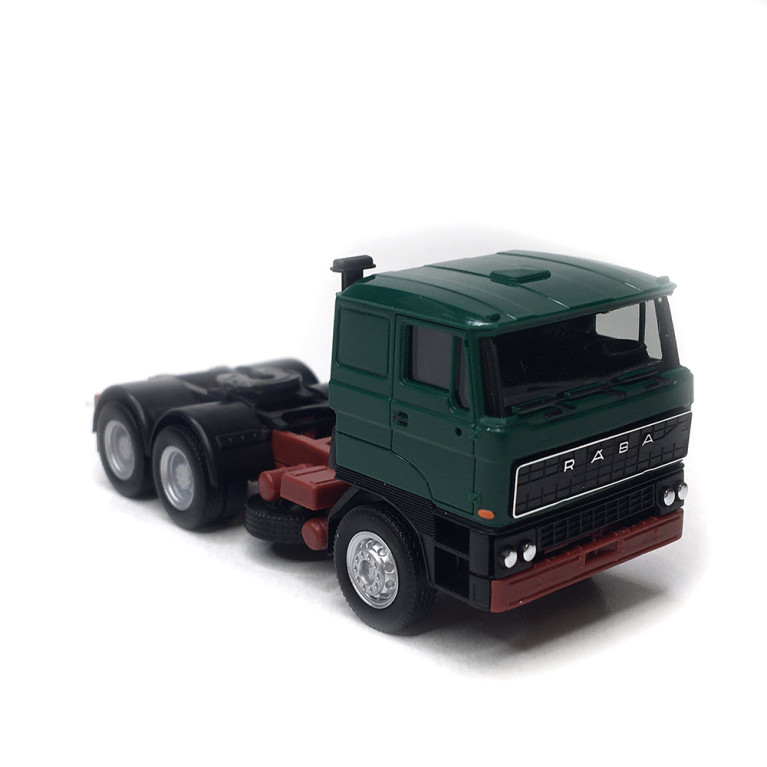 Tracteur rigide RABA, 3 essieux (6x4), vert mousse - HERPA 317399-002 - HO 1/87