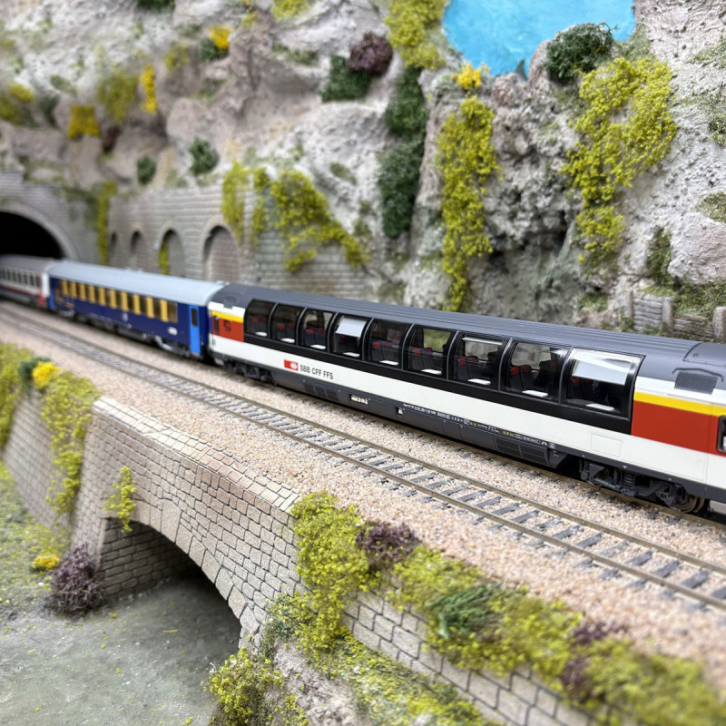 Rame EC91 Vauban, ligne Bruxelle - Milan, 8 éléments, SNCB / SBB, Ep. VI - LSMODELS MW2102 - HO 1/87