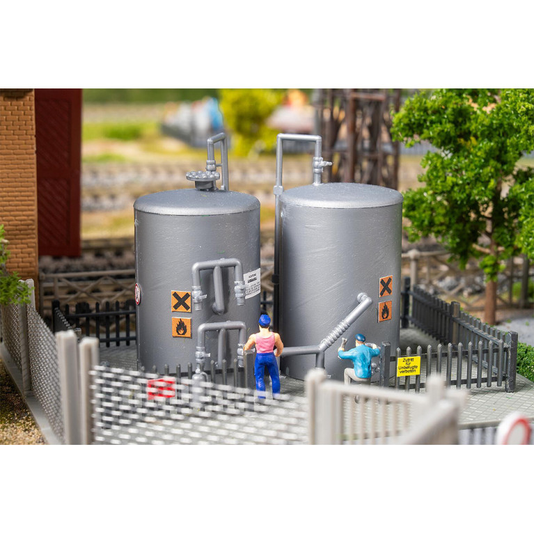 2 Réservoirs de stockage - Faller 131338 - HO 1/87