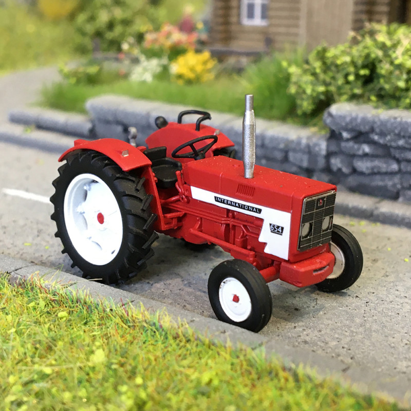 Tracteur Mc-Cormick INTERNATIONAL HI 654, 1972 - REE CB181 - HO 1/87