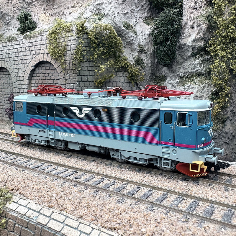 Locomotive électrique Rc6 1339, livrée bleue, SJ, Ep. V, digital son - MARKLIN 39282 - HO 1/87