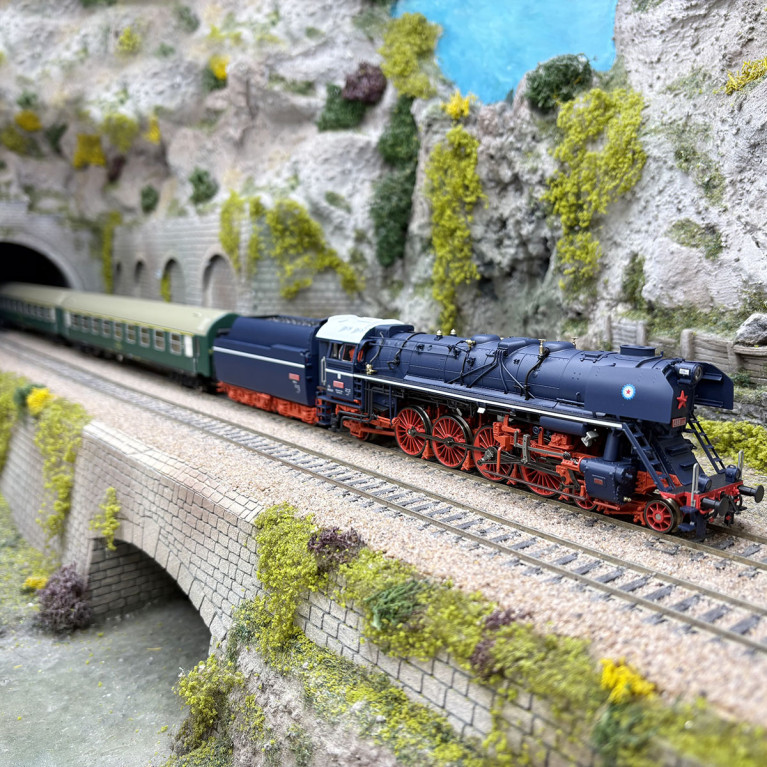 Train vapeur locomotive Albatros et 4 voitures "Musé", ZSR/CD, Ep. VI, digital son - MARKLIN 26498 - HO 1/87