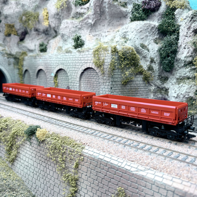 3 wagons à bennes basculantes type Fas, DB, Ep. VI - MARKLIN 48458 - HO 1/87