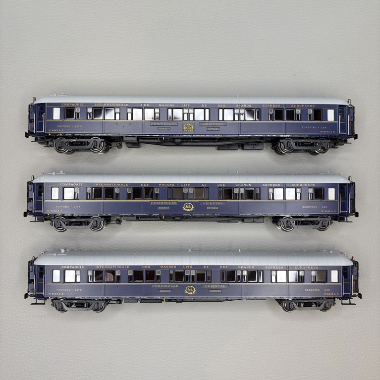 3 voitures WL S2, livrée 1922, "Bombay Express", avec éclairage, CIWL - LSMODELS MW1006/1
