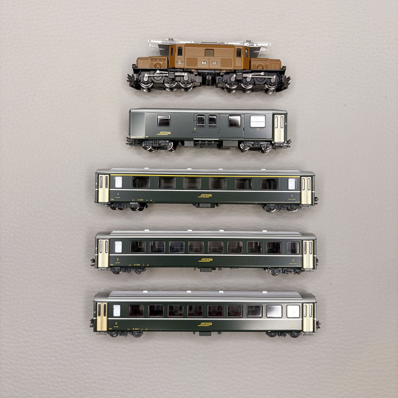 Train de voyageur, locomotive électrique Ge 6/6 I "Krokodil", 4 voitures, RhB  - KATO 10-1987