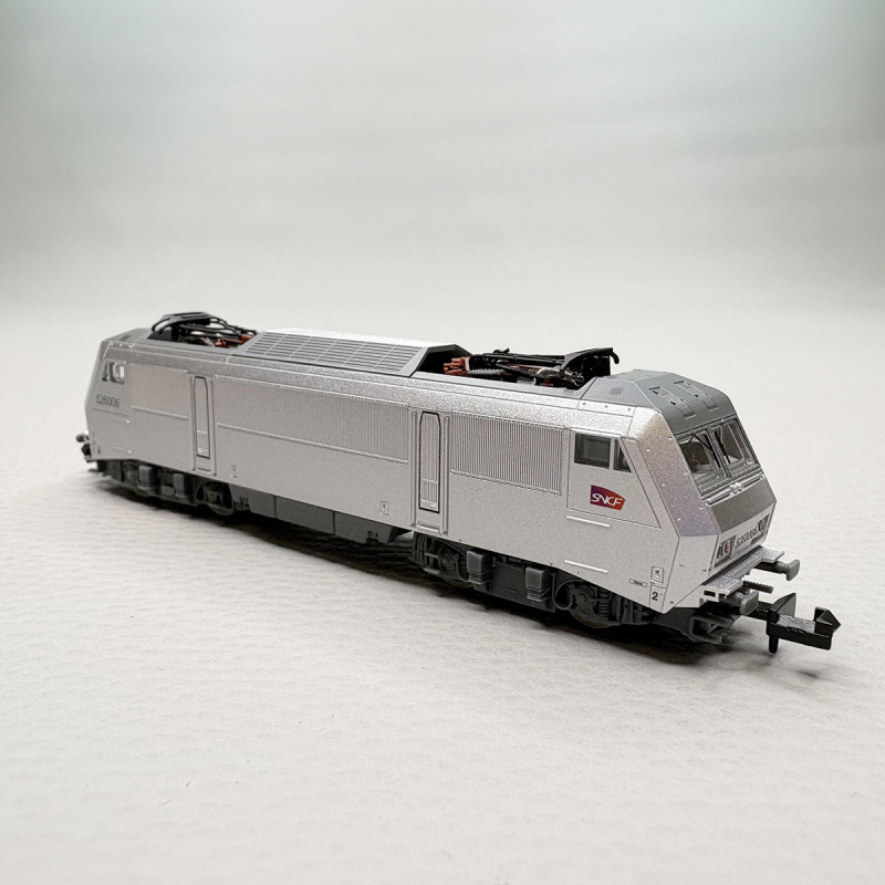 Locomotive électrique BB 526006, livrée "fantôme", logo Carmillon, SNCF - PIKO 94147