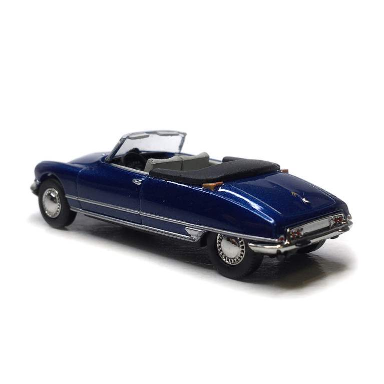 Citroën DS 19 cabriolet ouvert, bleu royal, 1963 - SAI 7806 - HO 1/87