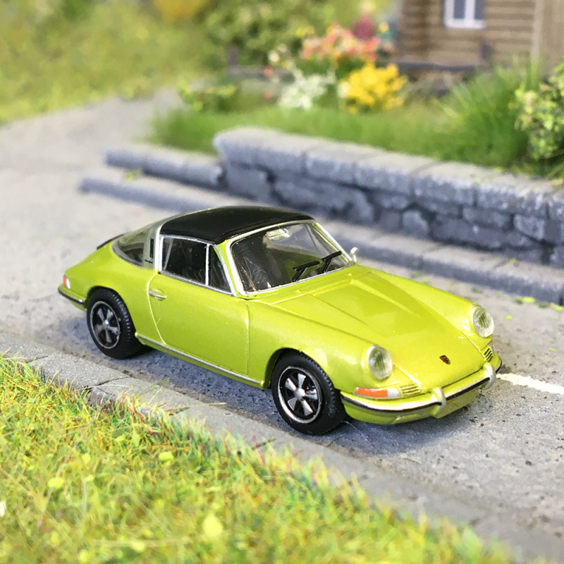 Porsche 911 Targa, vert métallisé, 1964 - BREKINA 16269 - HO 1/87