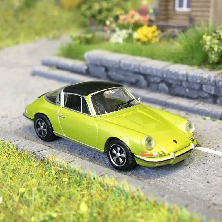 Porsche 911 Targa, vert métallisé, 1964 - BREKINA 16269 - HO 1/87