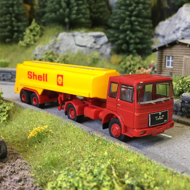Semi-remorque Citerne, MAN F8, Shell, 1968 - BREKINA 78165 - HO 1/87