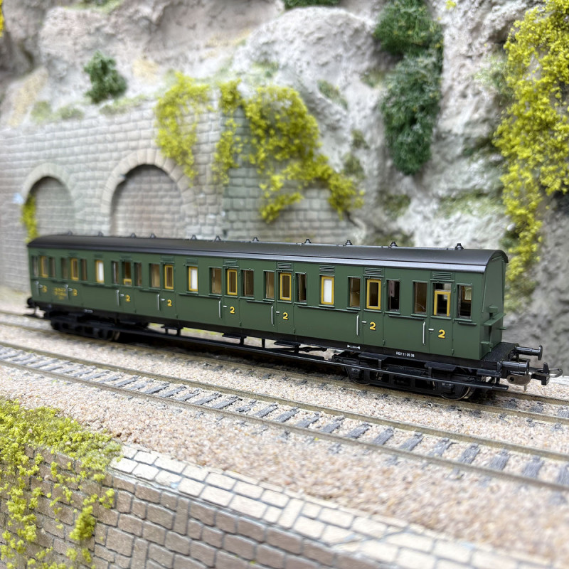 Voiture à compartiment B7"1/2"ty, 2CL, SNCF, Ep. III - PIKO 53339 - HO 1/87