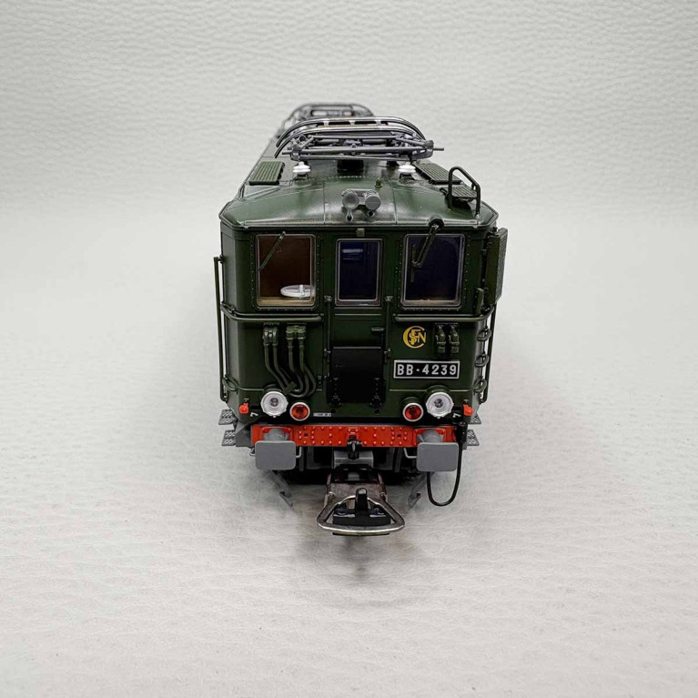 Locomotive électrique BB 4239 de manœuvre, SNCF - PIKO 97429
