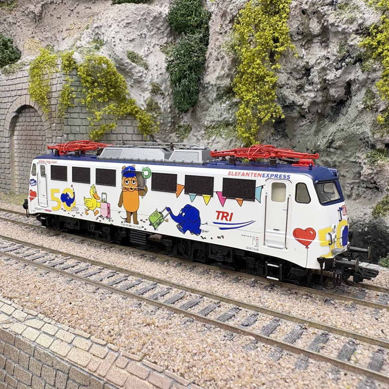 Locomotive électrique 110 469-4, "Elephant Express", TRI, Ep. VI, digital son - TRIX 22611 - HO 1/87