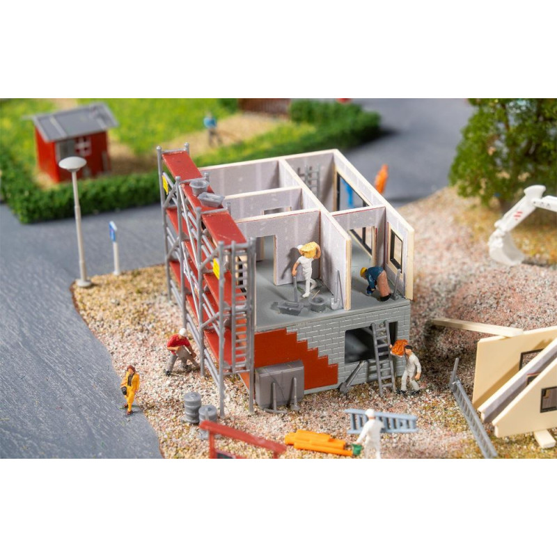 Maison préfabriquée en construction - Faller 232149 - N 1/160