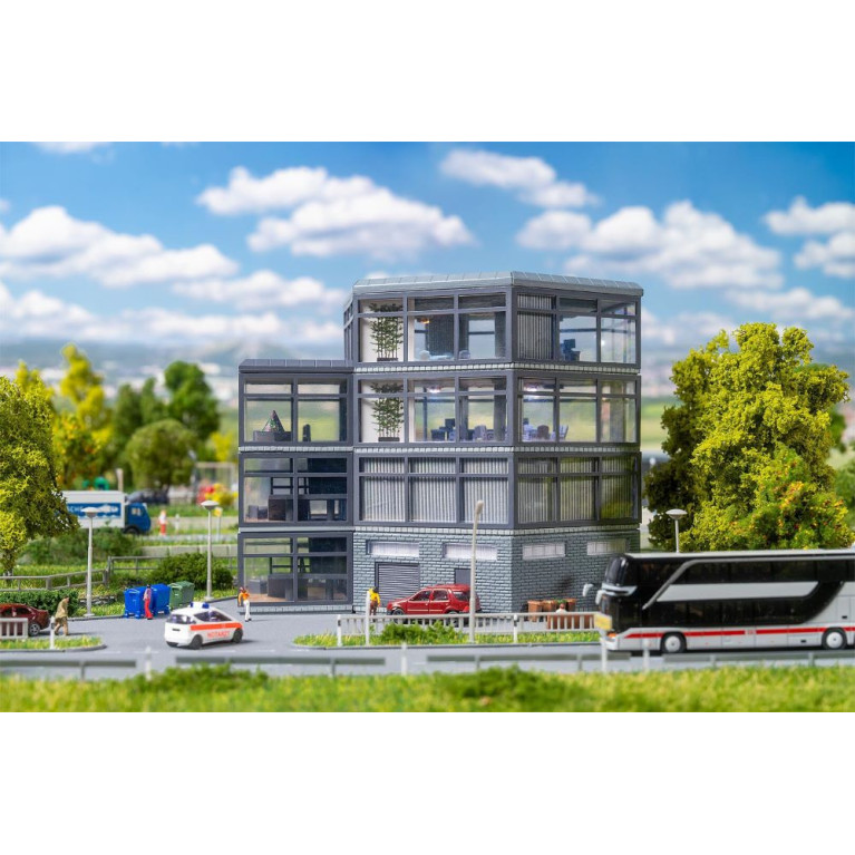 Gratte-ciel de bureaux - Faller 222227 - N 1/160