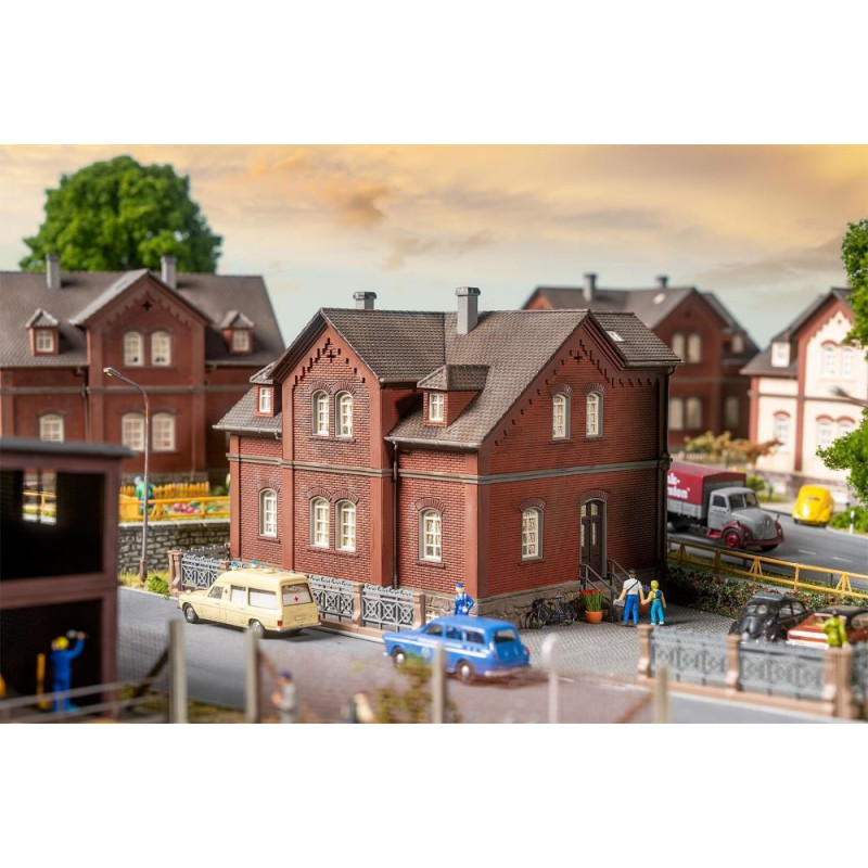 Maison de lotissement, Bergmannsplatz 2 - FALLER 130753 - HO 1/87
