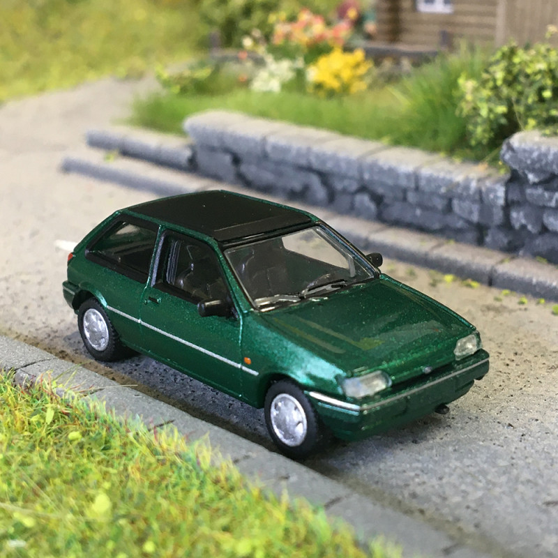 Ford Fiesta, MK III Calypso, vert métallisé, 1993 - PCX 870802 - HO 1/87