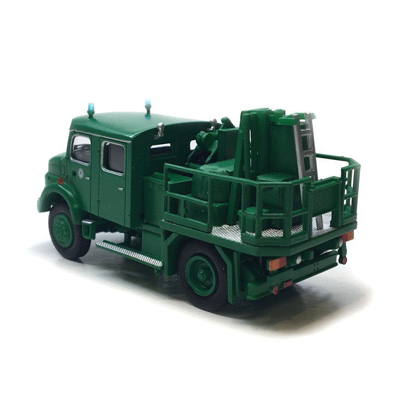 Véhicule léger à mât Mercedes LA 911, police de Munich, 1966 - BREKINA 47193 - HO 1/87