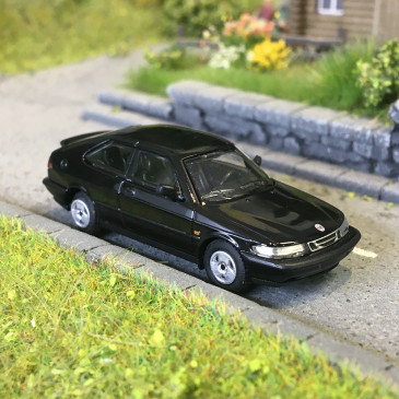 Saab 900, turbo 16S coupé, noir, 1995 - Minichamps 870170121 - 1/87