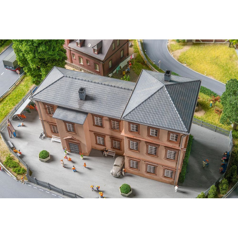 École Waldorf - Faller 130784 - HO 1/87