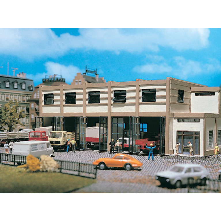 Dépôt de véhicules, avec annexe - VOLLMER 45607 - HO 1/87