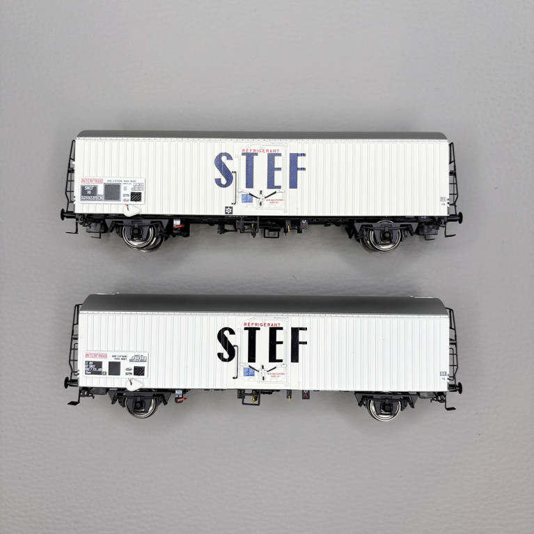 LSMODELS 30235 - 2 wagons frigorifiques type HI, pré UIC, logo STEF bleu, étoilé 105 km/h, SNCF