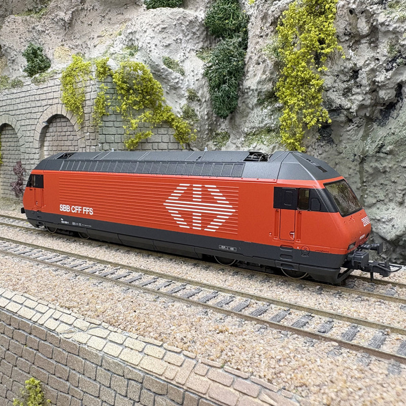 Locomotive électrique Re 460 028-4, SBB CFF FFS, Ep. V - ROCO 7500131 - HO 1/87