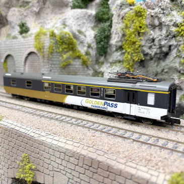 Voiture restaurant unifiée type I WR, "Goldenpass", BLS, éclairage, Ep. V - PIKO 96674 - HO 1/87