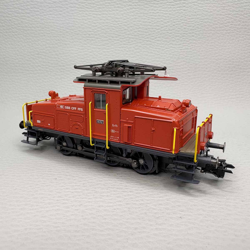 Locomotive de manœuvres électrique Ee 3/3 N°16352, SBB CFF FFS - MARKLIN 36354