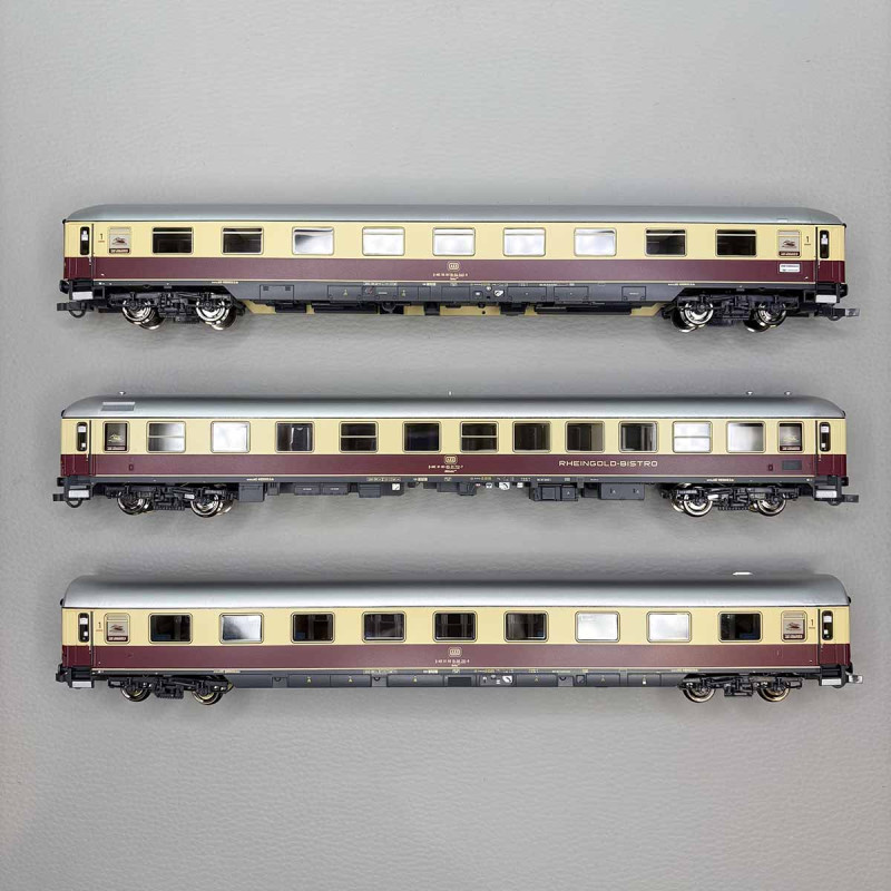 3 voitures voyageurs du "Rheingold", AKE-Eisenbahntouristik - ROCO 6200122