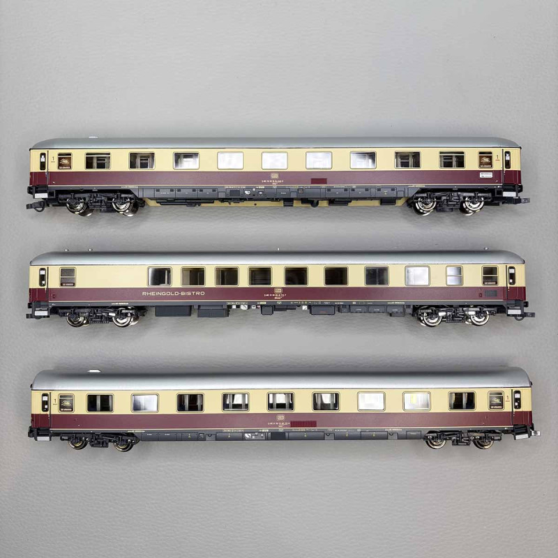 3 voitures voyageurs du "Rheingold", AKE-Eisenbahntouristik - ROCO 6200122