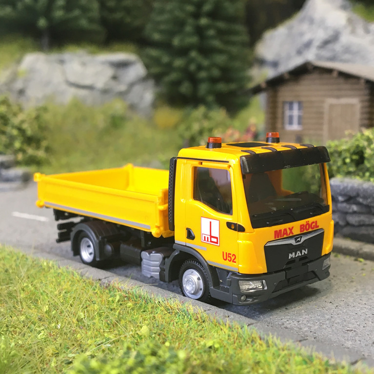 Camion-benne, MAN TGL CC, 3 voies 2 essieux, Max Bögl - HERPA 319867 - HO 1/87