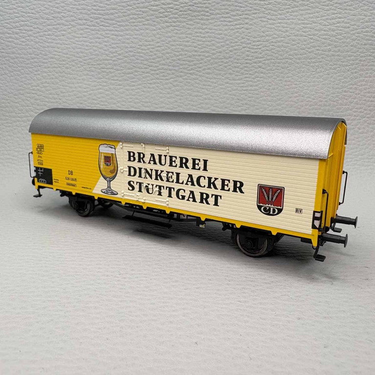Wagon couvert frigorifique de type Tnfhs 38, Brasserie Dinkelacker, DB - BRAWA 50958