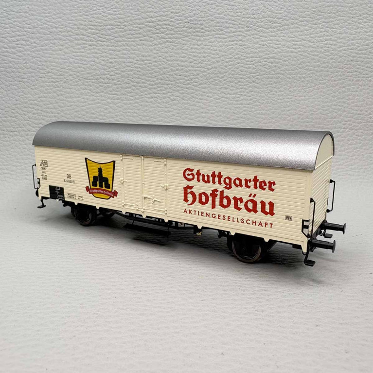 Wagon couvert frigorifique de type Tnfhs 38, Stuttgarder Hofbräu, DB - BRAWA 50971