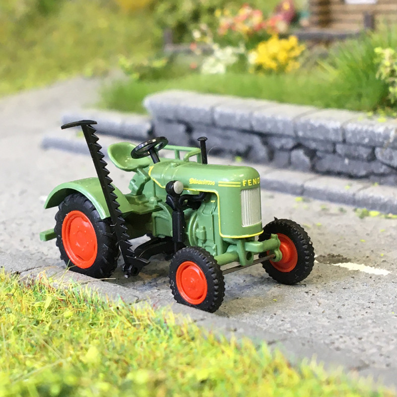 Fendt F15, Dieselross avec barre de coupe - BUSCH 54153 - HO 1/87
