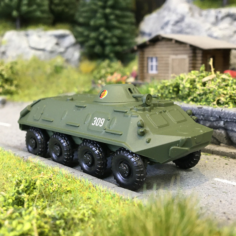 Véhicule blindé de reconnaissance, SPW 60PB, avec canon, NVA - BUSCH 210106002 - HO 1/87