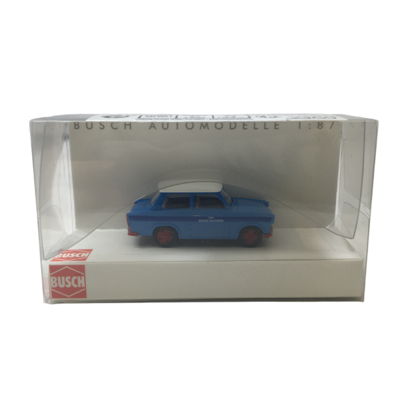 Trabant P601, limousine, GPL Octobre rouge - BUSCH 53113 - HO 1/87