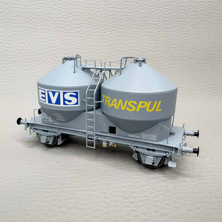R37 43115 - Wagon cimentier 2 essieux, décoration "EVS / Transpul", SNCF
