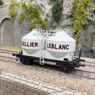 Wagon cimentier 2 essieux, décoration "Sellier Leblanc", SNCF, Ep. III - R37 43118 - HO 1/87