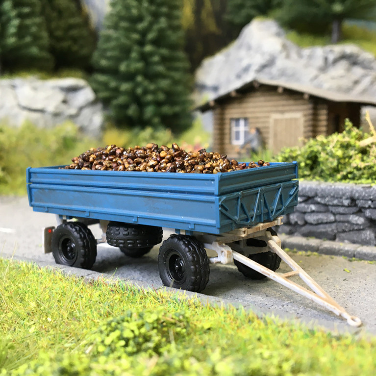 Remorque, IFA HW60, chargement de betteraves - BUSCH 53017 - HO 1/87