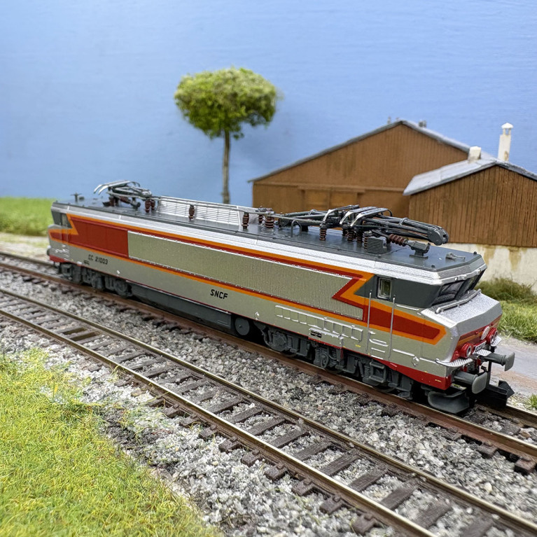 Locomotive électrique CC 21003, "livrée argent", SNCF, Ep. IV - ARNOLD HN2649 - N 1/160