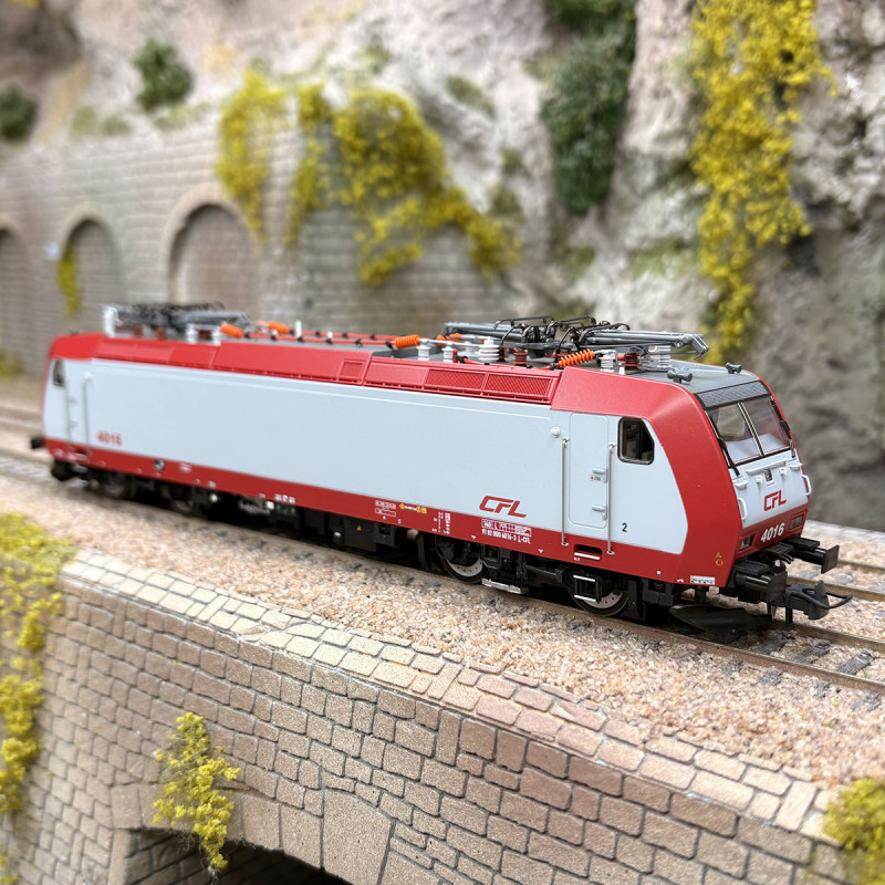 MODÉLISME FERROVIAIRE ÉCHELLE Ho locomotive Roco EUR 139,00 - PicClick FR