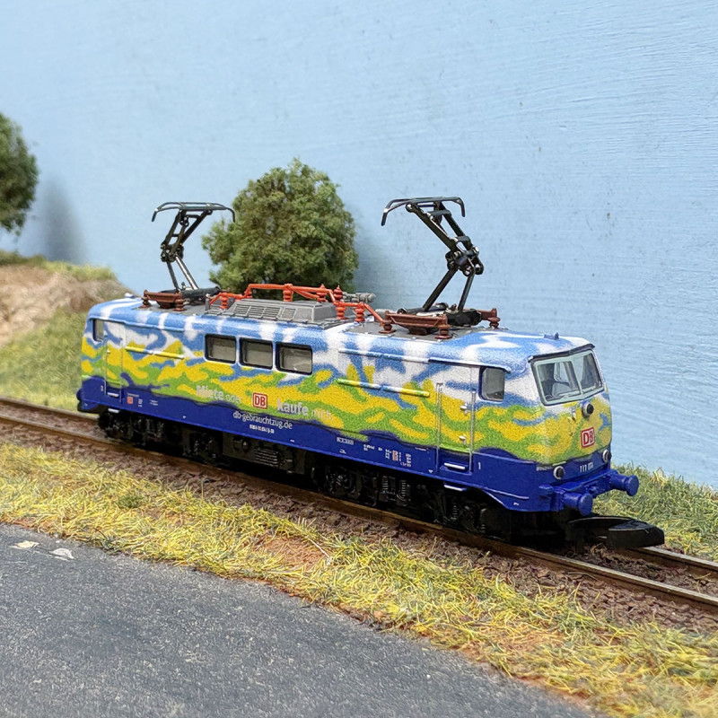 Locomotive électrique "Hilde", BR 111 074-1, livrée "touristique", DB , Ep. VI - MARKLIN 88423 - Z 1/220