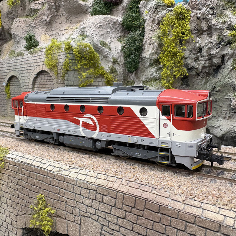 Locomotive diesel 754 083-4, ZSSK, Ep. VI - ROCO 7300082 - HO 1/87