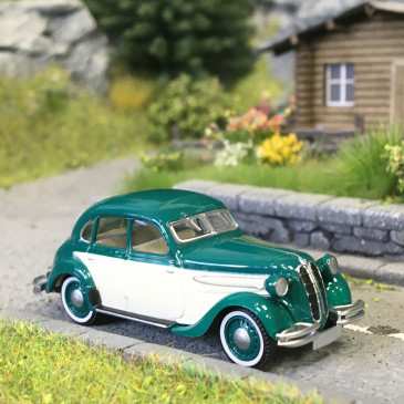 BMW 326, vert, blanc, 1936 - BREKINA 24563 - HO 1/87