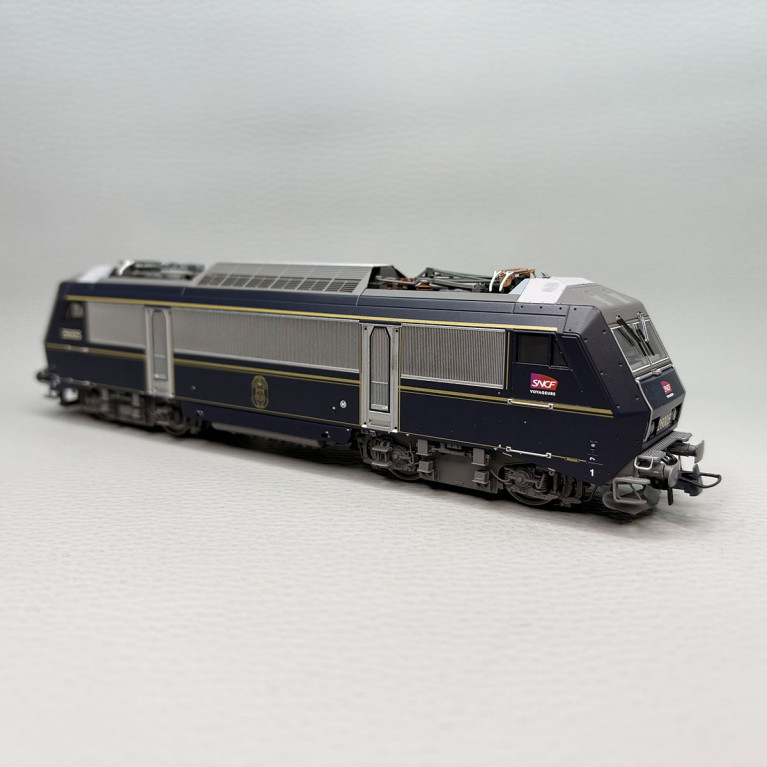 Locomotive électrique BB 26005,  "Train Spéciaux", logo Carmillon, SNCF - Roco 7520168